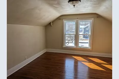 837 W Stephenson Street #Up, Freeport, IL 61032 - Photo 14