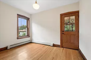 5812 N Fairfield Ave, Chicago, IL 60659 - Photo 12