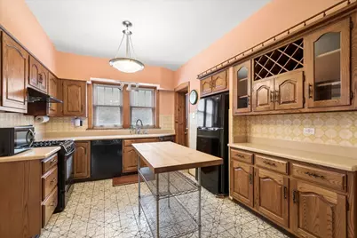 5812 N Fairfield Avenue, Chicago, IL 60659 - Photo 8