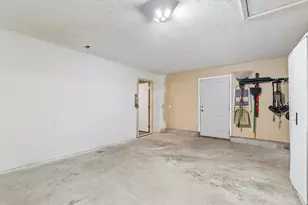 195 E Oak Glen Dr, Bartlett, IL 60103 - Photo 28