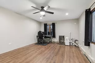 195 E Oak Glen Dr, Bartlett, IL 60103 - Photo 24