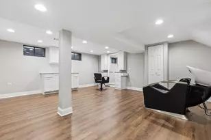 195 E Oak Glen Dr, Bartlett, IL 60103 - Photo 22