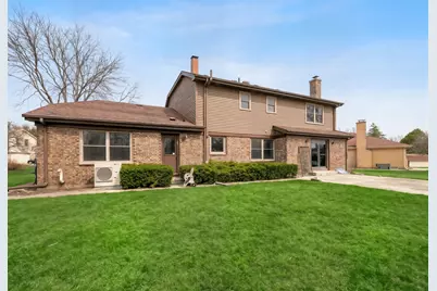 1341 Trinity Place, Libertyville, IL 60048 - Photo 2