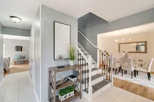 1341 Trinity Pl, Libertyville, IL 60048 - Photo 4