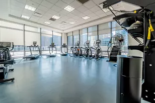 240 E Illinois St, Chicago, IL 60611 - Photo 40