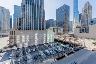 240 E Illinois St, Chicago, IL 60611 - Photo 32