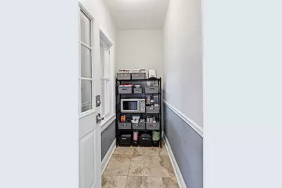 2714 Clarence Avenue, Berwyn, IL 60402 - Photo 8