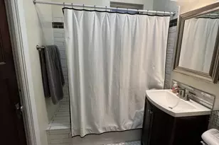 [Address not provided], Chicago, IL 60613 - Photo 6