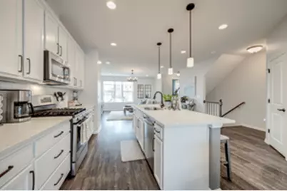 871 Finley Drive #871, Aurora, IL 60504 - Photo 4