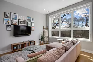 2705 N Hamlin Ave, Chicago, IL 60647 - Photo 8