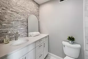 606 Thackeray Ln, Fox River Grove, IL 60021 - Photo 20