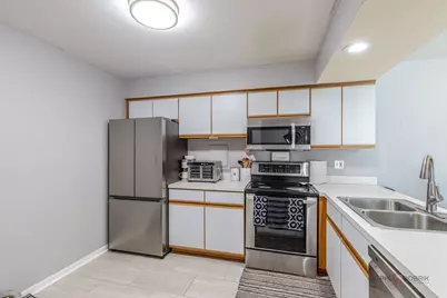 4406 Euclid Avenue #2C, Rolling Meadows, IL 60008 - Photo 10