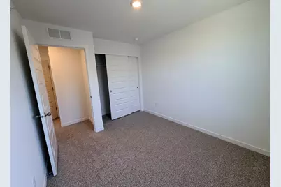 563 Yosemite Way #563, Mundelein, IL 60060 - Photo 8