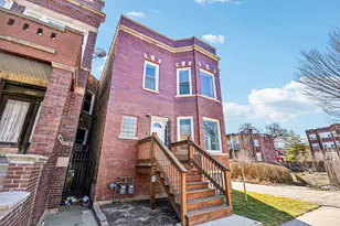 4447 W Van Buren St, Chicago, IL 60624 - Photo 2