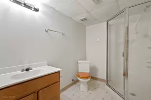 11127 Shenandoah Dr, Orland Park, IL 60467 - Photo 24