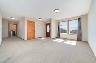 6928 Tupelo Rd, Loves Park, IL 61111 - Photo 4