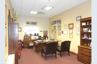 8130 N Milwaukee Avenue, Niles, IL 60714 - Photo 10