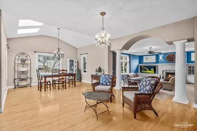 4204 Falkner Drive, Naperville, IL 60564 - Photo 12