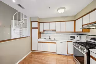 5S530 Scots Dr, Naperville, IL 60563 - Photo 14