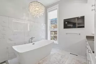 1936 N Wilmot Ave, Chicago, IL 60647 - Photo 34