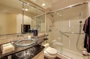 155 N Harbor Dr, Chicago, IL 60601 - Photo 42