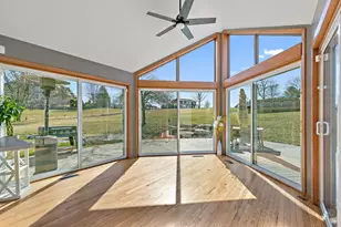 45W169 Hillview Ln, Hampshire, IL 60140 - Photo 10