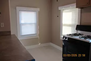 1412 13th St, Moline, IL 61265 - Photo 8