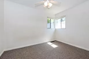 417 Lakewood Blvd, Park Forest, IL 60466 - Photo 16