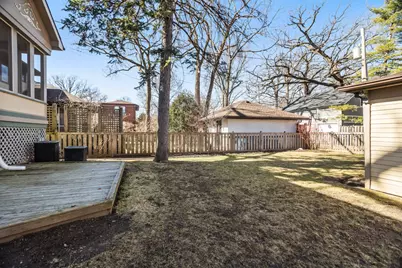 2315 Park Place, Evanston, IL 60201 - Photo 40