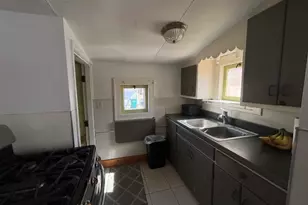 22 Berkley Ave, Joliet, IL 60433 - Photo 6