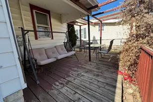 22 Berkley Ave, Joliet, IL 60433 - Photo 12