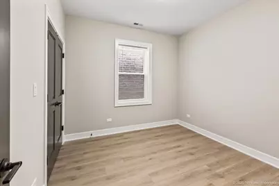 4932 S Champlain Avenue, Chicago, IL 60615 - Photo 14