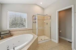 11300 S Highland Dr, Plainfield, IL 60585 - Photo 30