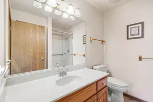 16231 Michigan Ave, South Holland, IL 60473 - Photo 22