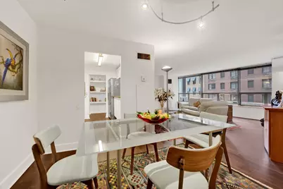 110 E Delaware Place #401, Chicago, IL 60611 - Photo 8