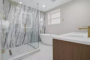 7347 S Merrill Ave, Chicago, IL 60649 - Photo 30