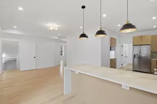 7347 S Merrill Ave, Chicago, IL 60649 - Photo 20