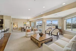 2220 Founders Dr, Northbrook, IL 60062 - Photo 8