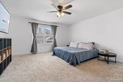 157 N Crooked Lake Lane, Lindenhurst, IL 60046 - Photo 18