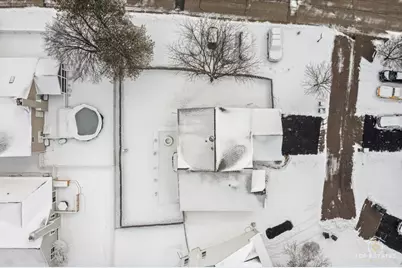 157 N Crooked Lake Lane, Lindenhurst, IL 60046 - Photo 36