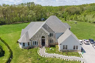 38148 N Helena Ln, Wadsworth, IL 60083 - Photo 2