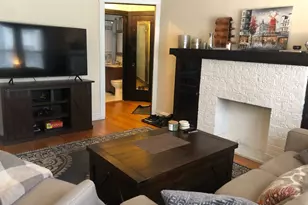 1415 W Cornelia Ave, Chicago, IL 60657 - Photo 2