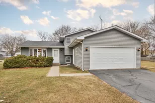 380 Johelia Trail, Antioch, IL 60002 - Photo 1