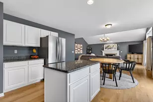 874 Croswell Cir, Rockton, IL 61072 - Photo 10