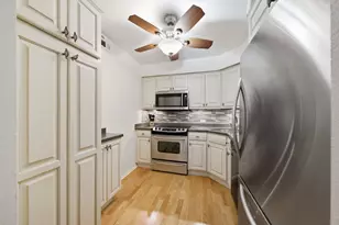 520 Biesterfield Rd, Elk Grove Village, IL 60007 - Photo 8