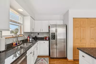 18224 W Old Pine Court, Gurnee, IL 60031 - Photo 18