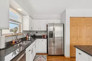 18224 W Old Pine Ct, Gurnee, IL 60031 - Photo 18