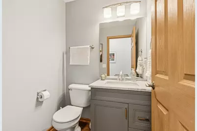 18224 W Old Pine Court, Gurnee, IL 60031 - Photo 20