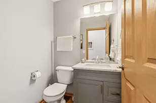 18224 W Old Pine Ct, Gurnee, IL 60031 - Photo 20