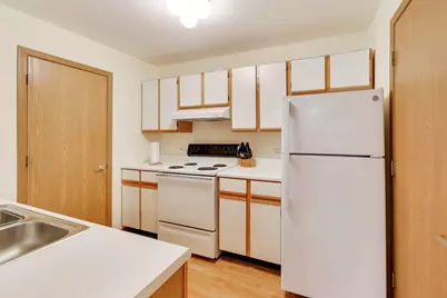 1508 Spring Brook Court #2D, Round Lake Beach, IL 60073 - Photo 8